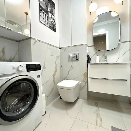 Halo 3 Check In 24h Privat Parking